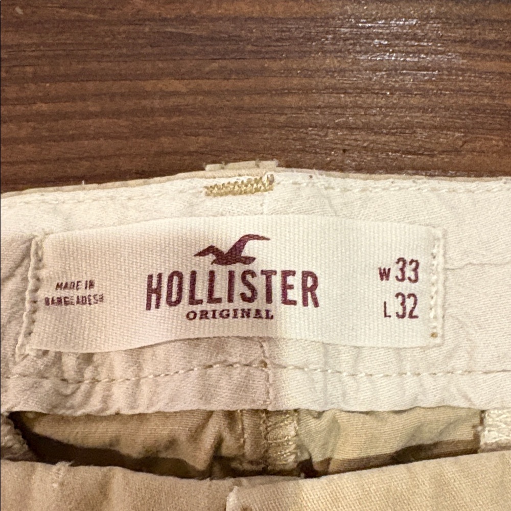 Hollister Light Tan Shorts - Picture 3 of 5